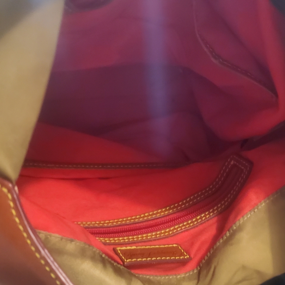 Beige / olive Dooney & Burke Purse - Picture 2 of 6